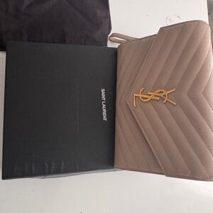 Ysl leather bag